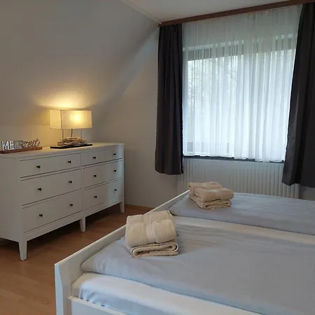 Haus Dietrich 1 *